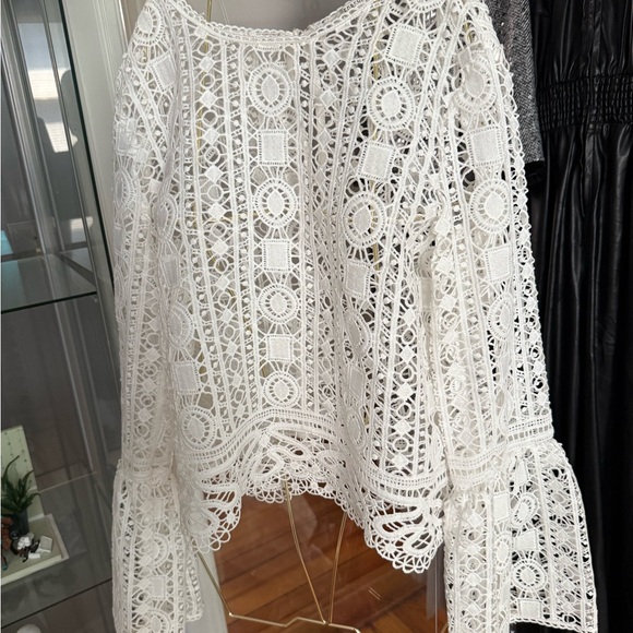 Forever 21 Tops - Forever 21 White Lace Long Sleeve Blouse